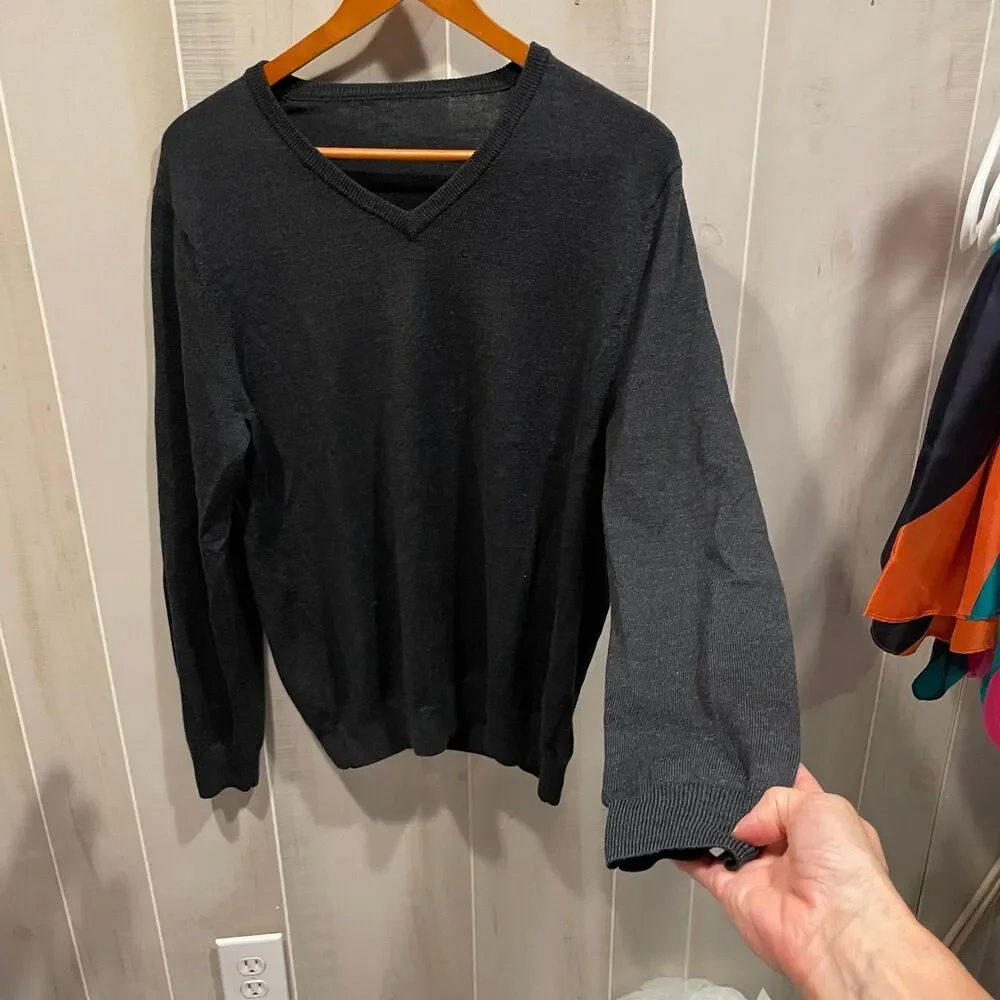 Classic charcoal gray v-neck marino wool sweater J. Crew preppy work academia